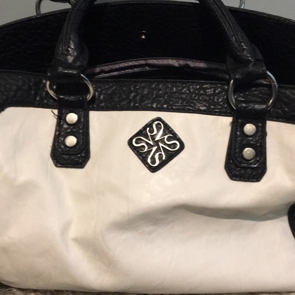 Simply Vera wang bag - Picture 2 of 4